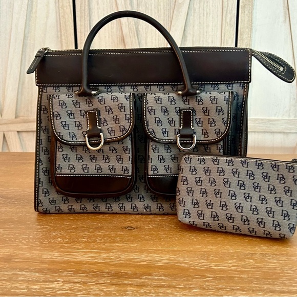 Authentic Dooney & Bourke Double Pocket Tote - Picture 3 of 12